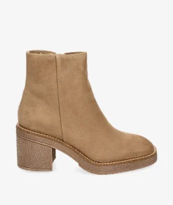 Botines CORINA M3980 en beige