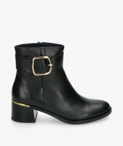 Botines Dorking 9603 en negro