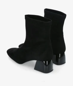 Botines pabloochoa.shoes 78662 en negro