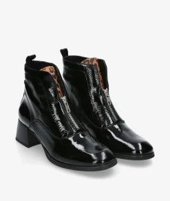 Botines pabloochoa.shoes 4463 en charol negro