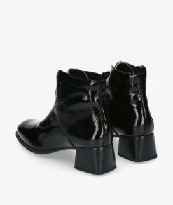 Botines pabloochoa.shoes 4463 en charol negro