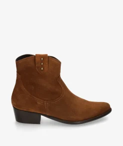 Botines pabloochoa.shoes CALIOPE SB TACHAS en serraje libano