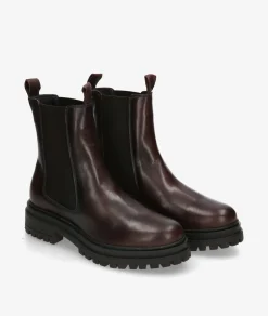Botines Traveris B 2577 en líbano