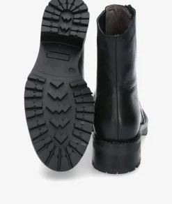 Botines Traveris B-1377 M en negro
