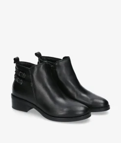 Botines Traveris LOR35-2743 en negro
