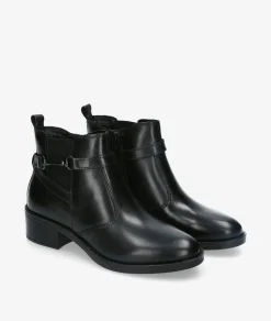 Botines Traveris LOR14-2744 en negro