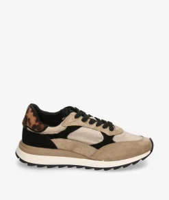Deportivos CORINA M5550 en beige