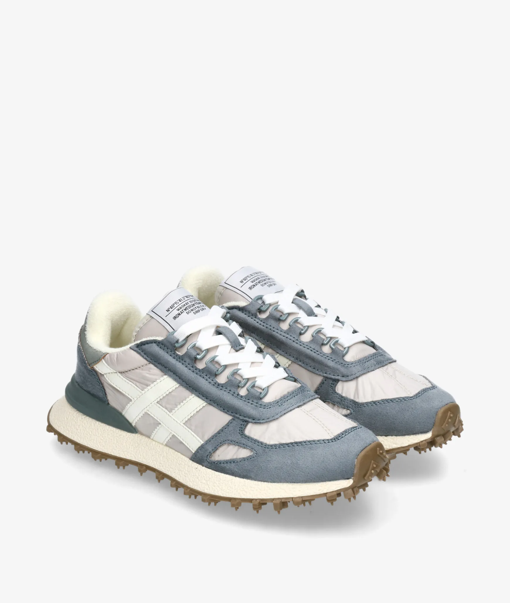 Deportivos CORINA M6065 en jeans