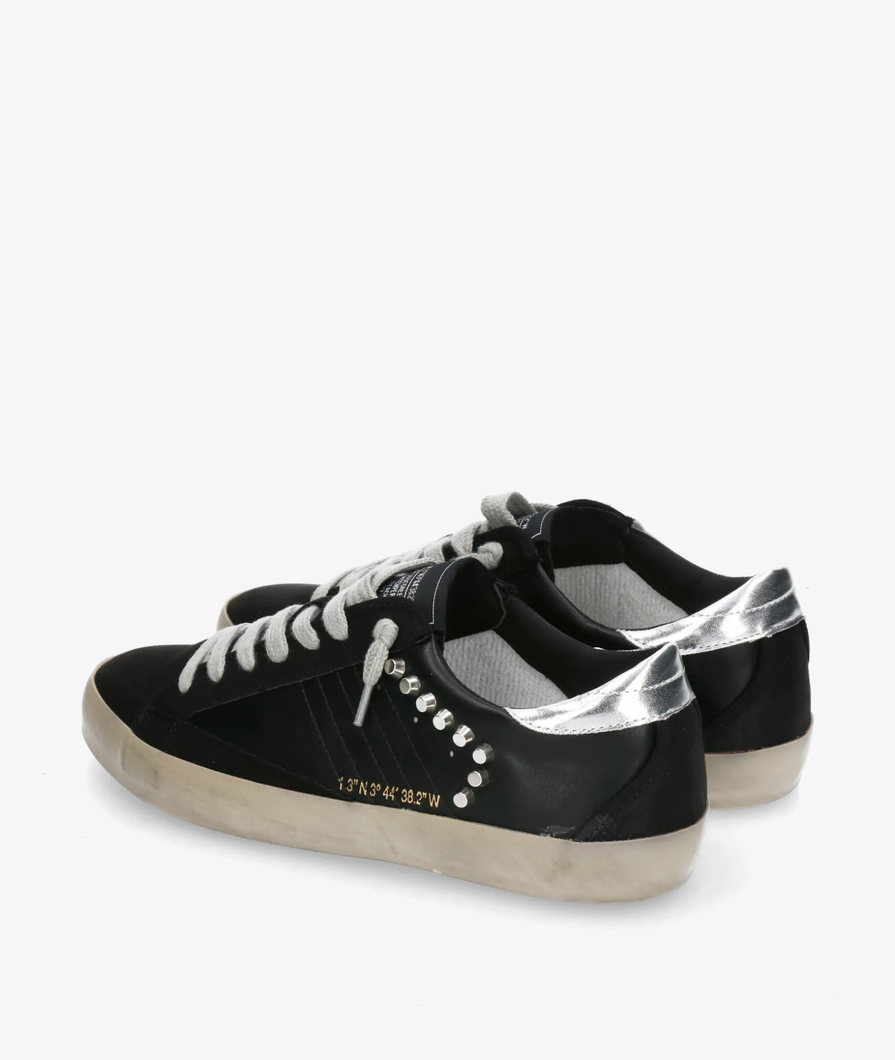 Deportivos CORINA M5500 en negro