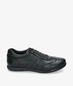 Deportivos Traveris 24102 en negro