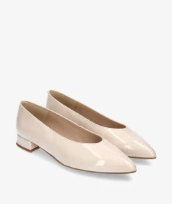Salones bloom&you DAFNE en charol beige