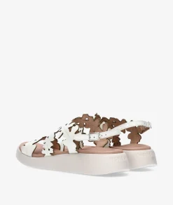 Sandalias Wonders C-6551 en charol blanco