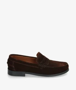 Zapatos de vestir Traveris 93000 en serraje marrón