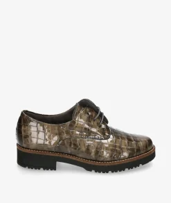 Zapatos inglés Pitillos 10771 en charol taupe